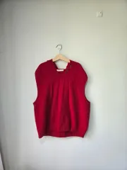 レッド Vネック ニット ベスト