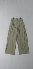 ワイドピンタックパンツ