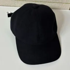 無印良品 ブラック ベースボールキャップのサムネイル
