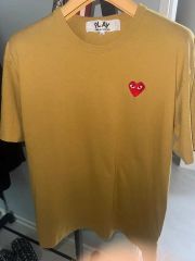 PLAYコムデギャルソン/スモールハートTシャツMメンズ オレンジ - メルカリ