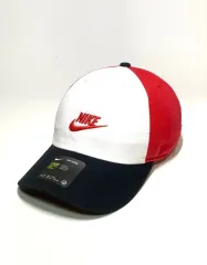 ナイキ 超レア ヘリテージ86 正規品 フューチュラ レッド/ブラック ベースボールキャップ 帽子 スポーツ ジョーダン
