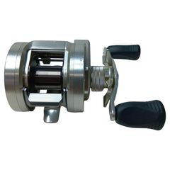 SHIMANO CALCUTTA 400 ベイトリール 本体 - メルカリ