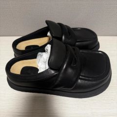 DRIES VAN NOTEN（ドリスヴァンノッテン）レザーオープントウサンダル