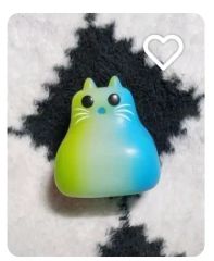 官能ソフビ 裏春猫 蓄光 ピンクトイズ レッドシャーク ソフビ - メルカリ