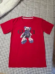 レッド半袖Tシャツ