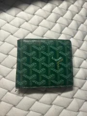 Masion Goyard ゴヤール 二つ折り財布のサムネイル
