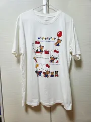 ハローキティ半袖Tシャツ