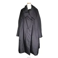 ISSEY MIYAKE イッセイミヤケ チャコールグレー ダウン コート 2のサムネイル
