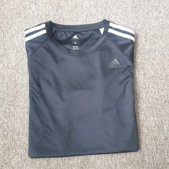 A12298 adidas 半袖 ロゴ Tシャツ M - メルカリ