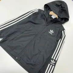 130 アディダス キッズ ウィンドブレーカー