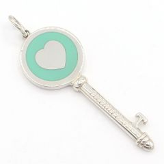 ぴ*ぴ様 値下げしました。Tiffany & Co. ブラックキー型 ネックレス