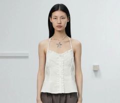 MOUSSY SATIN GATHER キャミ アイボリー - メルカリ