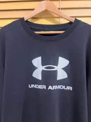 アンダーアーマー メンズ ブラック スウェットシャツ XXL