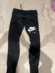 ナイキ レギンス