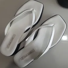 一回履いた 35000円 白 ビーチサンダル 240
