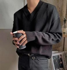 Nikki ESSENTIAL PIECES Co/Si V-neck Knit - メルカリ