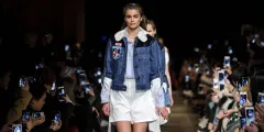 ミュウミュウ RUNWAY デニム(청) ジャケット 出品のサムネイル