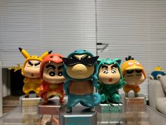 クレヨンしんちゃん　ワンピース　ポケモン　フィギュアセット クレヨンしんちゃん ワンピース ポケモン フィギュアセット - メルカリ