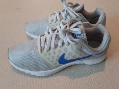 一回のみ着用NIKE DOWNSHIFTER 7 スニーカー グレー ブルー - メルカリ
