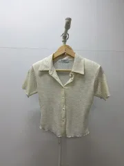 ヴィンス ショルダーバッグパッドくるみボタン カラーTシャツのサムネイル