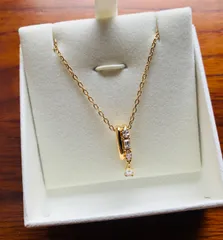 スワロフスキー Swarovski Dexteraペンダント