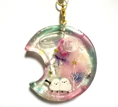 ハンドメイド　ハーバリウムキーホルダー　シャカシャカチャーム　シマエナガ　三日月　桜