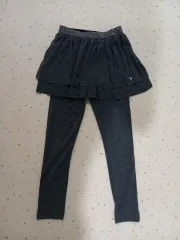 GUESS ゲス 女子 スカートレギンス 130 未使用のサムネイル