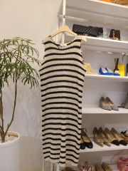 らいらっく様【美品】Maison Celon オフショルボーダーワンピース らいらっく様【美品】Maison Celon オフショルボーダーワンピース