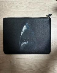 GIVENCHY ジバンシー クラッチバッグ マリア リカルドテッシュ - メルカリ