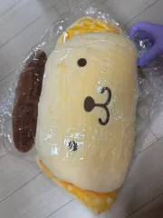 ポムポムプリン 大型クッション (ジッパーを開けるとブランケットも出てきます)