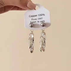 ピアス レディース ロング 揺れる シルバー タッセル パール グレー 上品 高見え 大人可愛い フェミニン 通勤 オフィス デート 女子会 お出かけ カフェ パーティー 結婚式 二次会 プレゼント 人気 アクセサリー ギフト対応 高級感BOX包装
