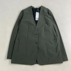 アイシービー	ノーカラージャケット	新品タグ付き　未使用　ICB　カーキ　9　M・L相当のサムネイル