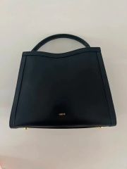 TOVトーヴ CONNIE WIDE レザーハンドバッグ ブラック - メルカリ