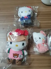 ハローキティぬいぐるみ