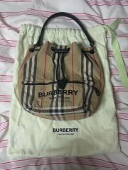 BURBERRY バーバリー 巾着型ポーチ バッグ - メルカリ