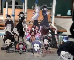 銀魂　神威　アクリルスタンド　戦う背中　携帯電話　四季　スケーター 銀魂 神威 アクリルスタンド 戦う背中 携帯電話 四季 スケーター