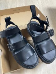 UGG 厚底サンダル マジックテープ レディース ブラック 23cm - メルカリ