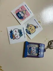 ちいかわ EDIYA ハチワレ キーホルダー + ステッカー まとめ