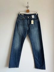 新品タグ付き Levi