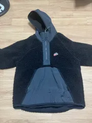 ナイキ フリース ハーフジップ M
