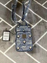 MCM ⭐︎ デニムベアーチャーム付きバッグ - メルカリ