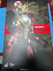 Hot Toys アイアンマン MARK XV II（ハートブレイカー） - メルカリ