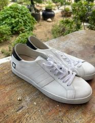ジバンシー　GIVENCHY 白スニーカー　レザー　バルカナイズド ジバンシー GIVENCHY 白スニーカー レザー バルカナイズド - メルカリ