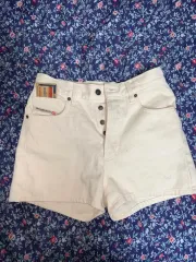 (新品) DIESEL レディース アイボリー ハーフパンツ 26-27 M
