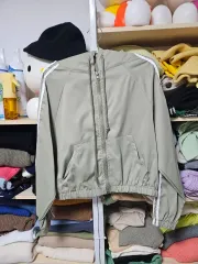 カーキ レディース フード ジャンパー