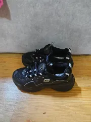 SKECHERS スケッチャーズ スニーカー 230