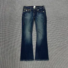 トゥルーレリジョン ジョイ ブーツカット デニムパンツ