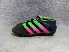 265 アディダス ブラック サッカーシューズ 中古 シューズ 260503