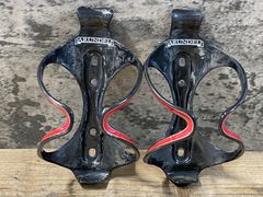 美品】アランデル ARUNDEL カーボン ボトルケージ 2個 - メルカリ