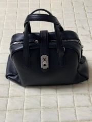 simply complicated】NOMAD TINY BAG - メルカリ